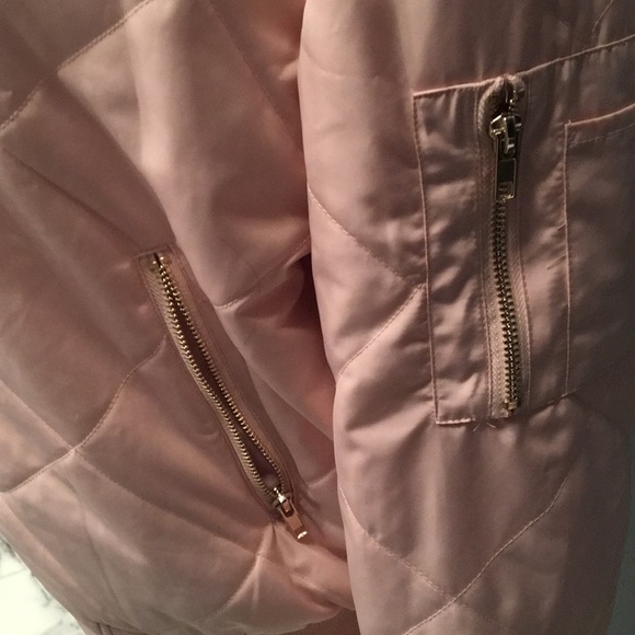 🌸NWT Forever 21 Bomber Jacket - Picture 4 of 7